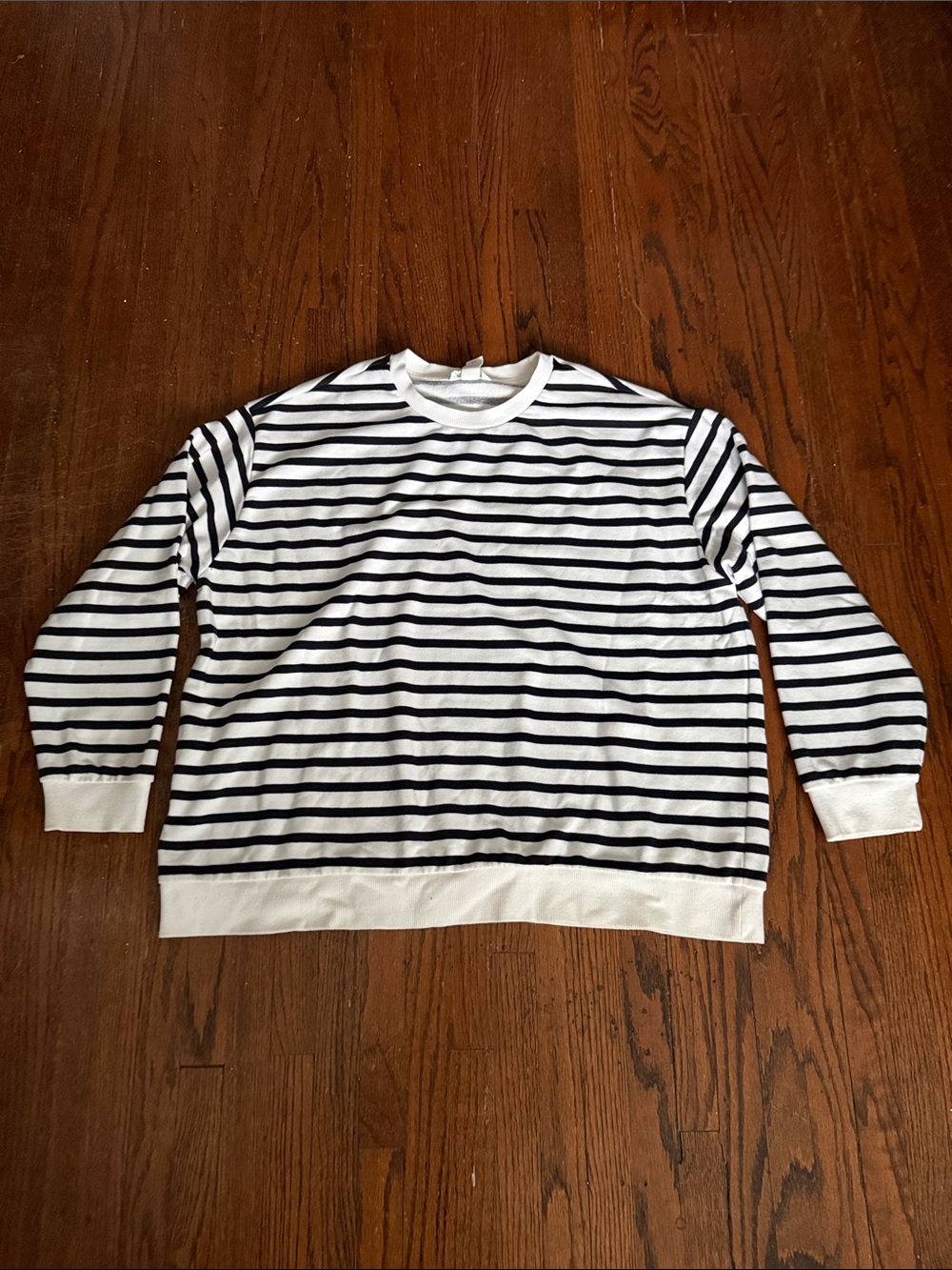 H&M White and Black Striped Crewneck Sweatshirt